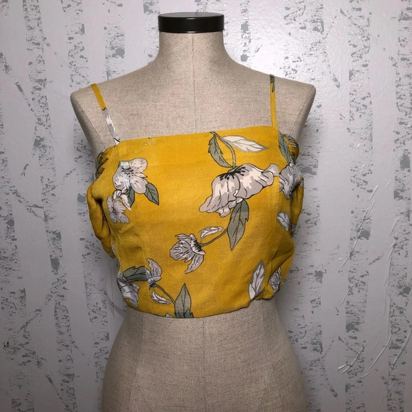 Chriselle X JOA floral wrap crop top - Picture 4 of 6